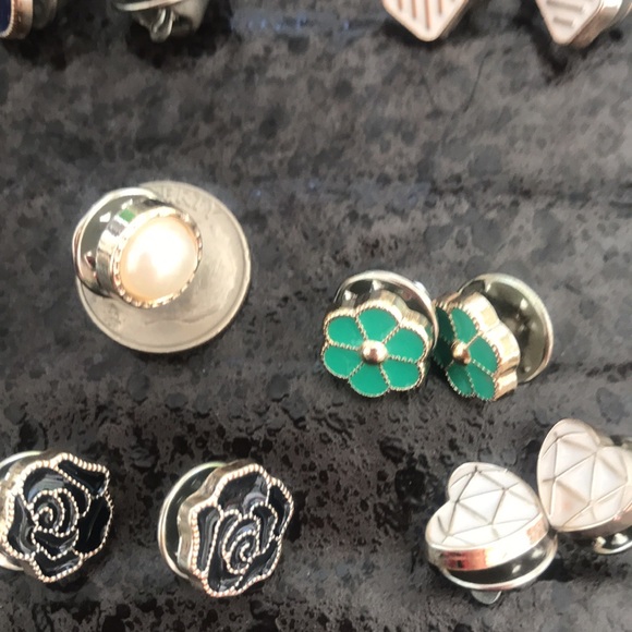 9 pairs of decorative pins bundle - Picture 12 of 13